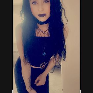 Meet your Posher, Serena